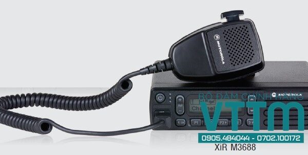 Bộ đàm Motorola XiR M3688 UHF công suất lớn, bền bỉ, liên lạc xa
